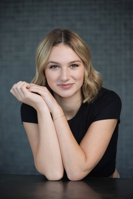 Kiera Battenfield headshot 4