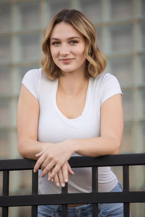 Kiera Battenfield headshot 6